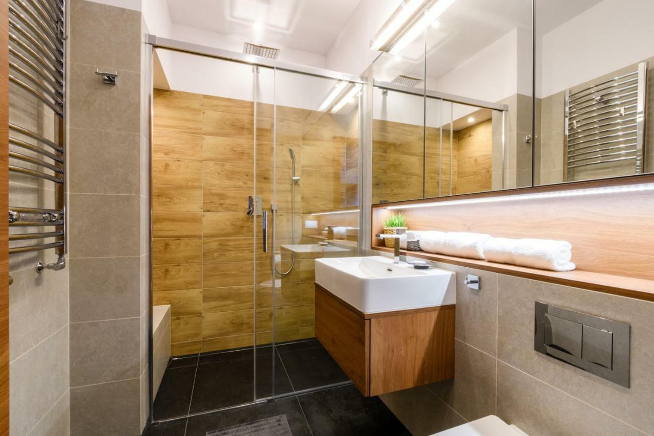 Cinema Apartment - Varsó Kültér fotó